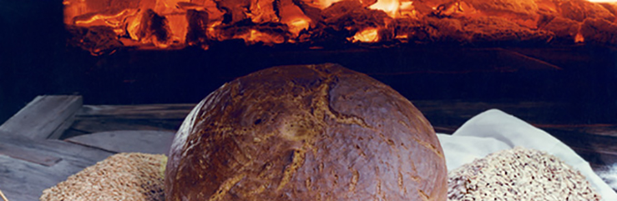 Holzofen Brot