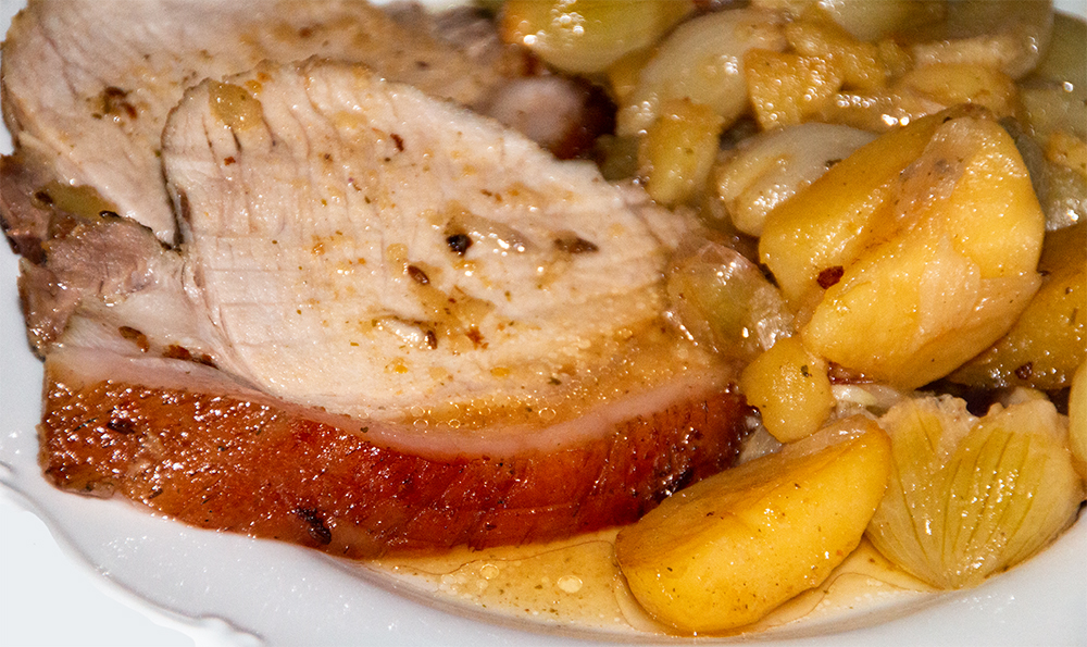 Krustenbraten am Teller