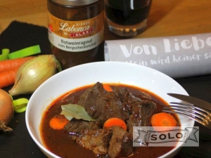 Rotweinragout vom Bergscheckenrind