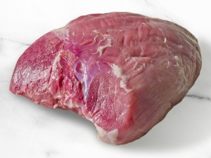 Schnitzelfleisch vom schwarzen Schwein